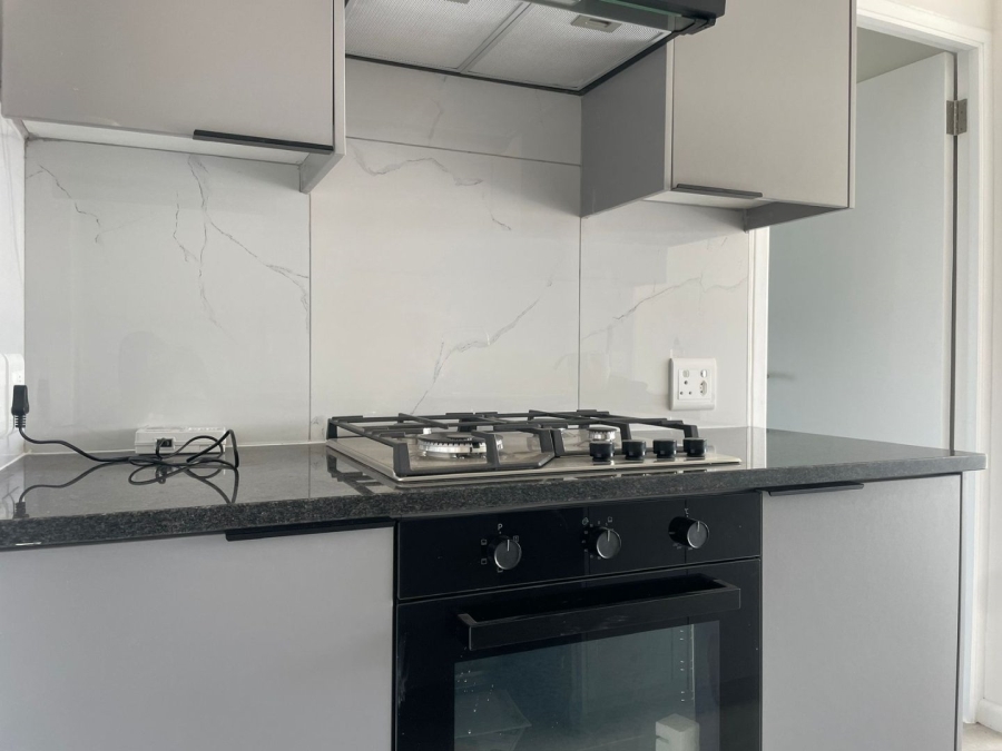 2 Bedroom Property for Sale in Flamingo Vlei Western Cape